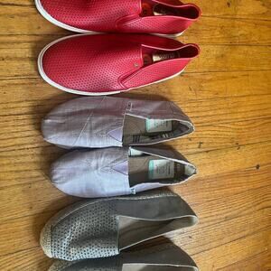 Michael Kors Toms white mountain 3 pair bundle lot shoes 9 1/2 women’s